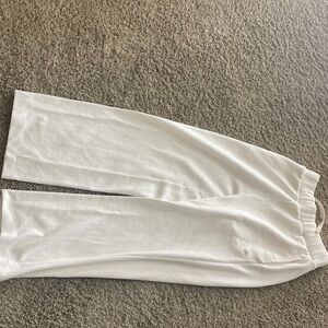 ALO Yoga Cream Wide-Leg Pants